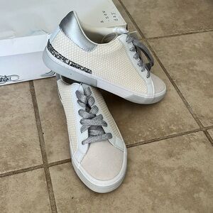 Maddison Sneakers